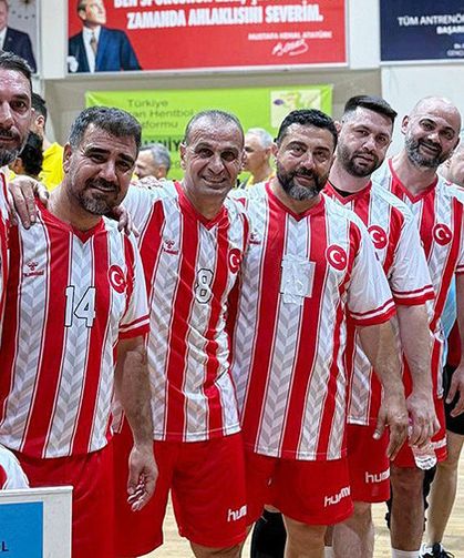 Adanalı Veteran Hentbolcular Şampiyonluğa Abone Oldu