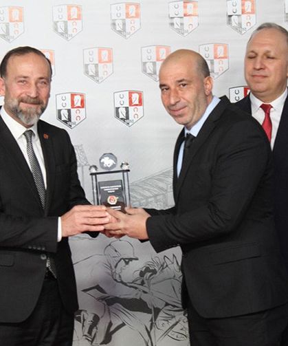 ÇGC Kupası Syntagma’nın Oldu