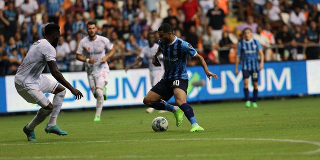 Adana Demirspor Sivas'ı Geçti, Zirveye Yerleşti: 3-0