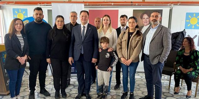 Diş Hekimi Enis Akyürek İyi Parti'den Milletvekili A. Adayı Oldu