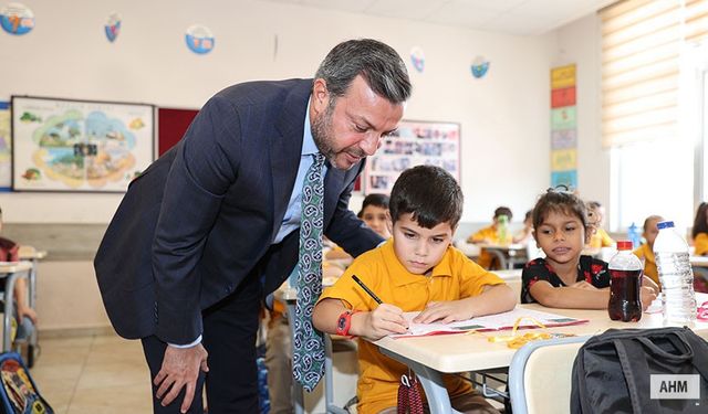 2023-2023 Eğitim-Öğretim Yılının İlk Günü Öğrencilere Sürpriz!