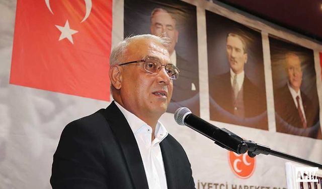 “Yollar Yama Tutmuyor, Alt ve Üst Geçitler Hiç Bitmiyor”