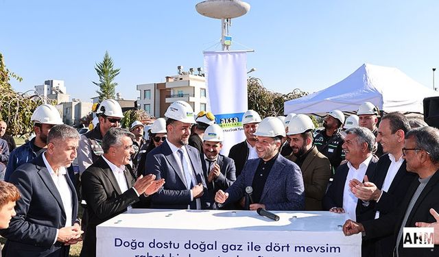 Çamlıbel Mahallesi Doğalgaza Kavuştu