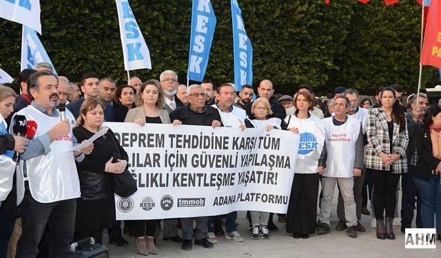 Adana'da STK'lar Depremde Ölenleri Andı, Çağrı Yaptı