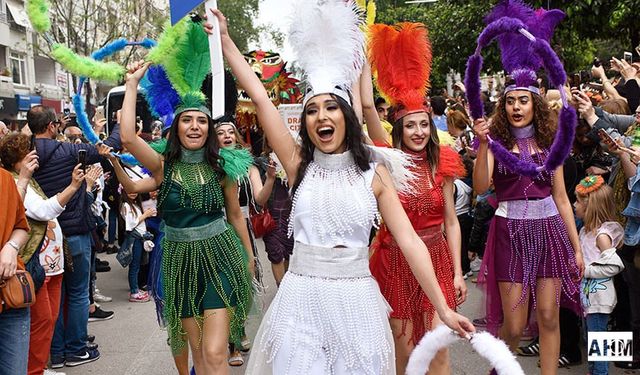 Adana'da Karnaval Coşkusu 12. Defa Yaşanacak