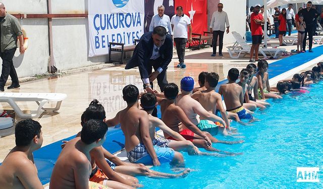 Çukurova'da Ücretsiz Yüzme Kursları Başladı