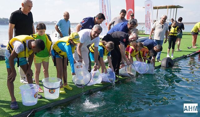 Adana'dan Gönderilen Balıklar 226 Göl ve Gölete Bırakıldı