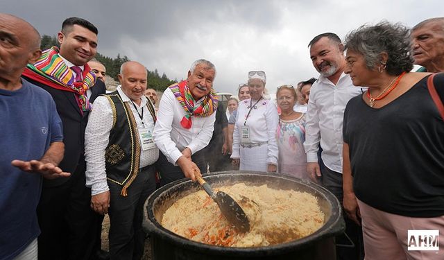 Zeydan Karalar, Saimbeyli'de Halkla Buluştu