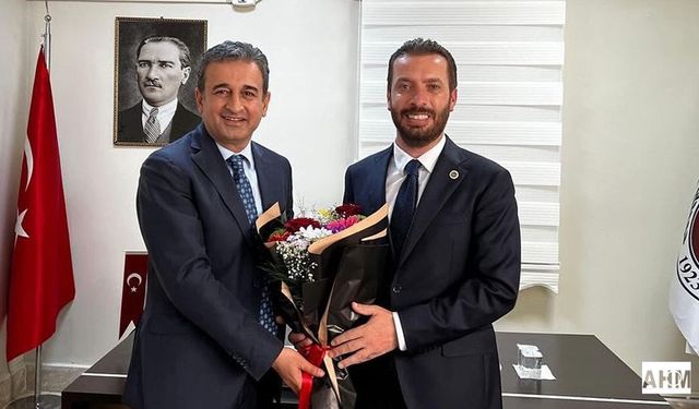 Burhanettin Bulut'tan Flaş "Ceyhan" Açıklaması: "Karar Hukuki Değil Siyasidir"