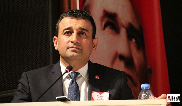 Burhanettin Bulut'tan "Cumhuriyet Bayramı" Mesajı