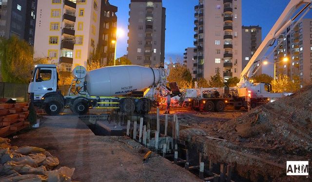 Belediye Evleri’ndeki “Modern Kapalı Semt Pazarı” İnşaatı Hızla İlerliyor