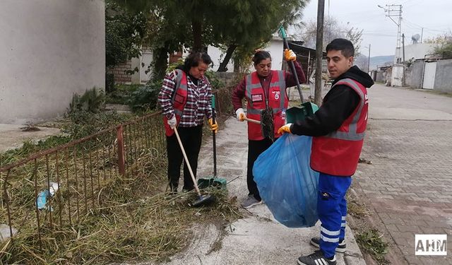 Ceyhan Belediyesi’nden Kırsal Mahallelere Temizlik Seferberliği