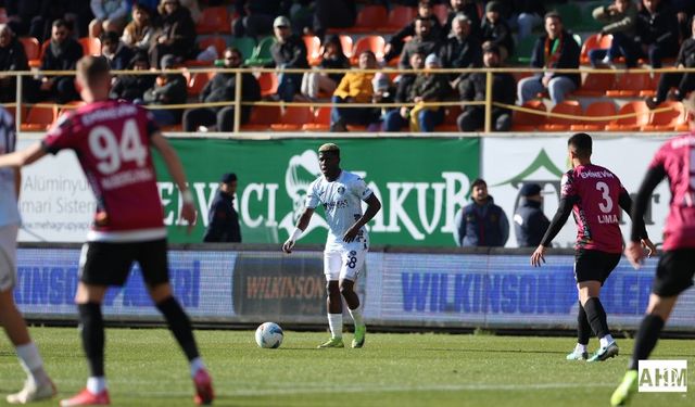 Adana Demirspor, Alanyaspor'a 3-2 Yenildi