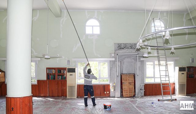 Esadiye Camii'nde Bakım-Onarım Çalışması