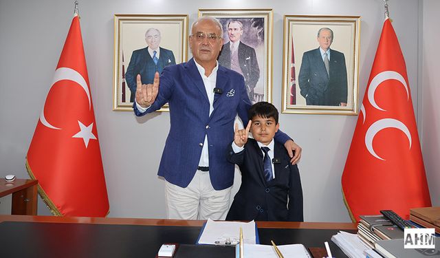 Yusuf Kanlı, Makamını Gencer Tok’a Devretti
