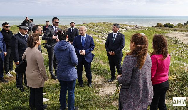 Vali Yavuz Selim Köşger, Karataş'ı Ziyaret Etti