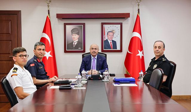 Vali Köşger, Güvenlik Değerlendirme Toplantısına Katıldı