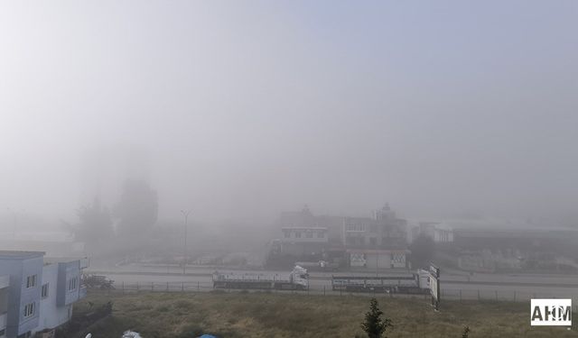 Adana, Yoğun Sis Nedeniyle Görünmez Oldu
