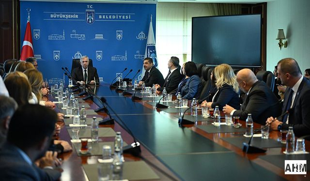 Sönmez’den Uyarı “İş Dünyası Bilanço Kriziyle  Karşı Karşıya”