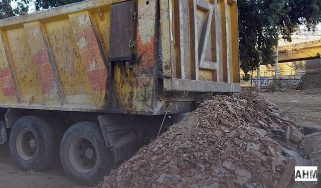 Pozantı Belediyesi'nden Moloz Döküm Uyarısı "Belirlenen Alan Dışına Döküm Yapanlara Yasal İşlem Uygulanacak"