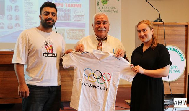 Gazeteci-Yazar Şanıvar Ç.Ü İletişim Üniversitesi Öğrencileriyle Deneyimlerini Paylaştı