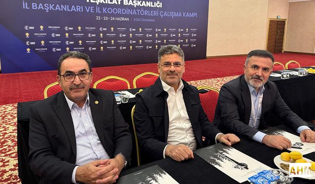 AK Parti Adana Heyeti, Teşkilat Başkanlığı Çalışma Kampı’nda Buluştu