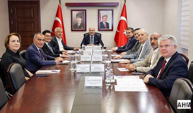 Adana, UNESCO Yaratıcı Şehirler Ağı Yolunda İlerliyor: Gastronomi Alanında Kritik Toplantı Gerçekleştirildi