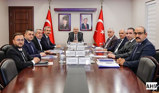 Ceyhan Organize Sanayi Bölgesi Yönetim Kurulu Toplantısı Gerçekleştirildi