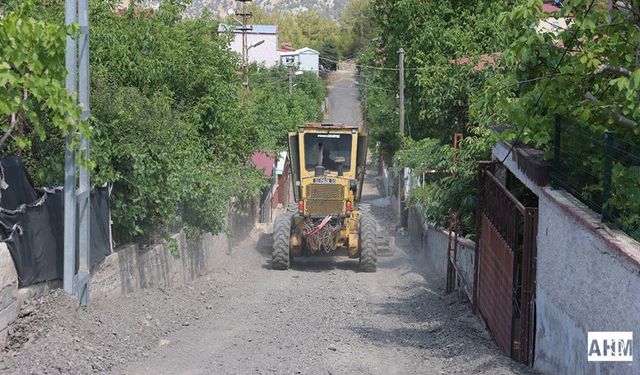 Pozantı Belediyesi’nden Kamışlı Mahallesi’nde Yol İyileştirme Çalışması
