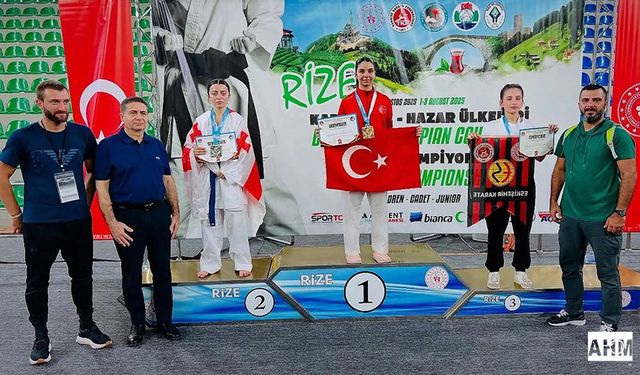 Adanalı Milli Sporcusu Turna Gürbüz'den Tarihi Başarı