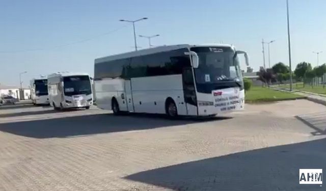 Adana’da 214 Suriyeli Gönüllü Olarak Ülkelerine Döndü