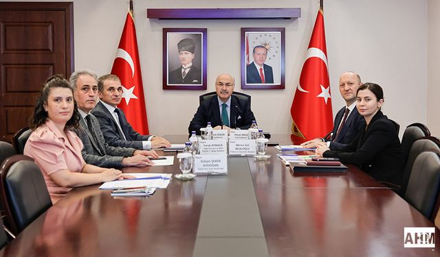 Adana’da Sahipsiz Hayvanları Koruma Çalışmaları Değerlendirildi