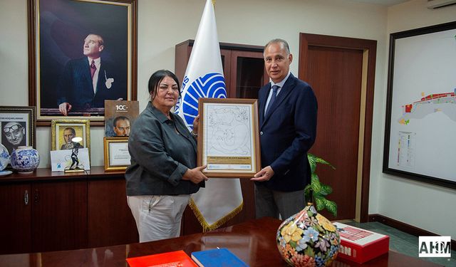 Seyhan Belediyesi “Bebek Dostu Belediye” Unvanını Aldı