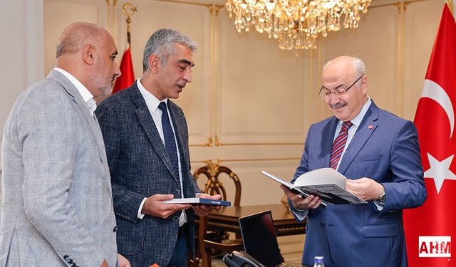 Vali Köşger, Altın Koza Film Festivali Hazırlıkları Hakkında Bilgilendirildi