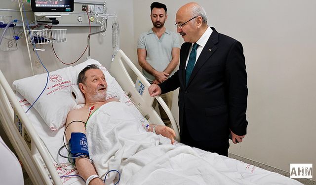 Vali Yavuz Selim Köşger, Şehir Hastanesi’nde İncelemelerde Bulundu