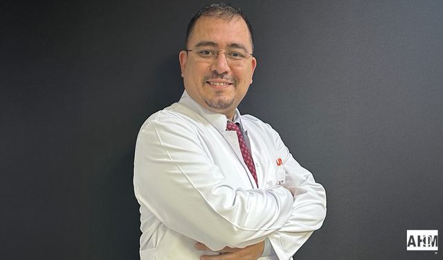 Türkiye'de Yıllık Ortalama 24 Bin Yeni Meme Kanseri Tanısı Konuyor