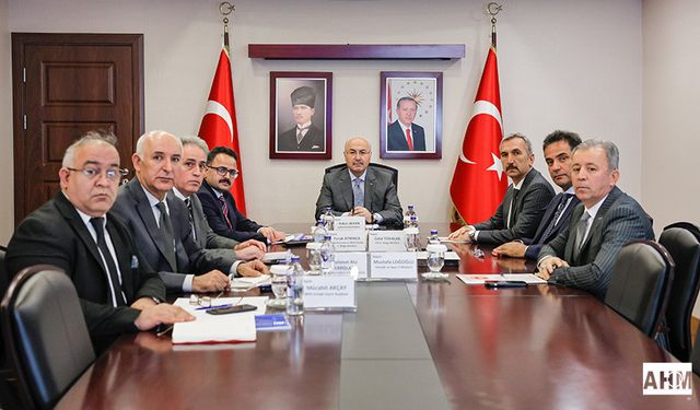 Vali Köşger “Spor Tesisleri Adana’nın Sosyal ve Ekonomik Gelişimine Katkı Sağlayacak”