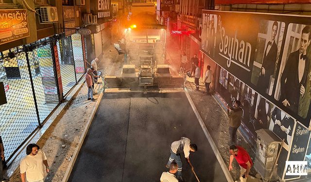 Büyükşehir Belediyesi Asfalt Yenileme Çalışmalarını Sürdürüyor