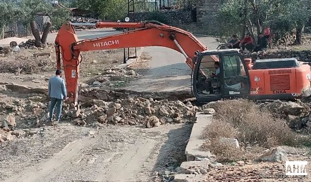 Aladağ Belediyesi Dere Islah Çalışmalarına Başladı