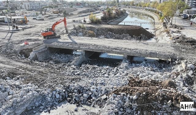 Ege Bagatur – D400 Köprülü Kavşak Projesi Hızla İlerliyor