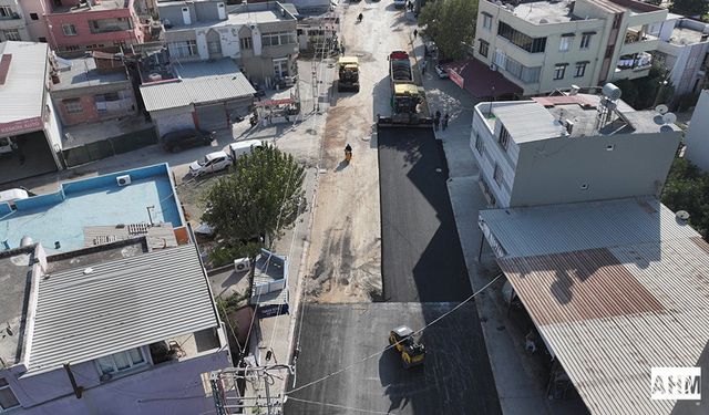 Büyükşehir Belediyesi Mehmet Akif Ersoy Caddesi’nde Yol Yenileme Çalışması Başlattı