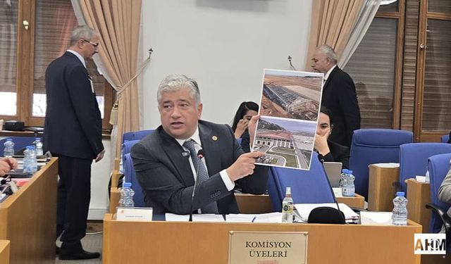 Kısacık’tan Bakan Uraloğlu’na: "Kozan Feke Saimbeyli ve Tufanbeyli Yolu Duble Yol Olmalı"