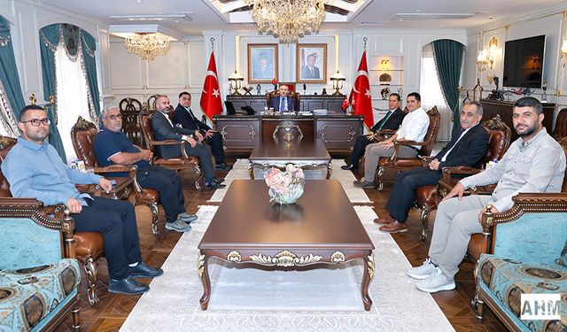 Adana Valisi Köşger, Tarım Temsilcilerini Kabul Etti