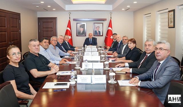 Karataş Tarıma Dayalı İhtisas Organize Sanayi Bölgesi Heyeti Toplandı