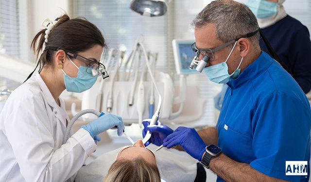 Diş Beyazlatma ile Hayata Daha Cesur Gülümseyin!