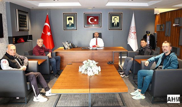 Nacar  "Öğretmenlerimiz En Kıymetlilerimiz"