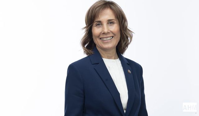 Oya Tekin'den "Yeni Yıl" Mesajı