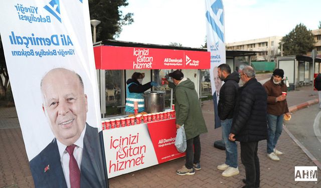 Yüreğir Belediyesi’nden Gönülleri Isıtan Çorba İkramı