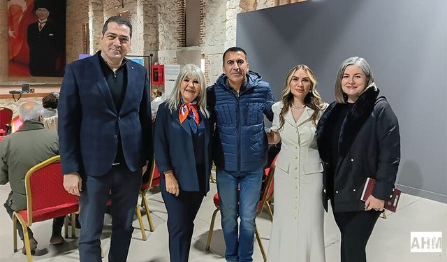 "Alzheimere Karşı Umudun Işığını Yak" Etkinliği