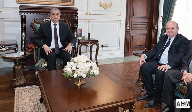 Çukurova Gazeteciler Cemiyeti’nden Vali Mustafa Yavuz’a Nezaket Ziyareti